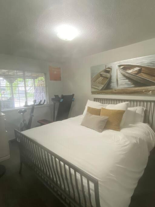 וונקובר 4 Bedroom Upper Level Kits Home מראה חיצוני תמונה