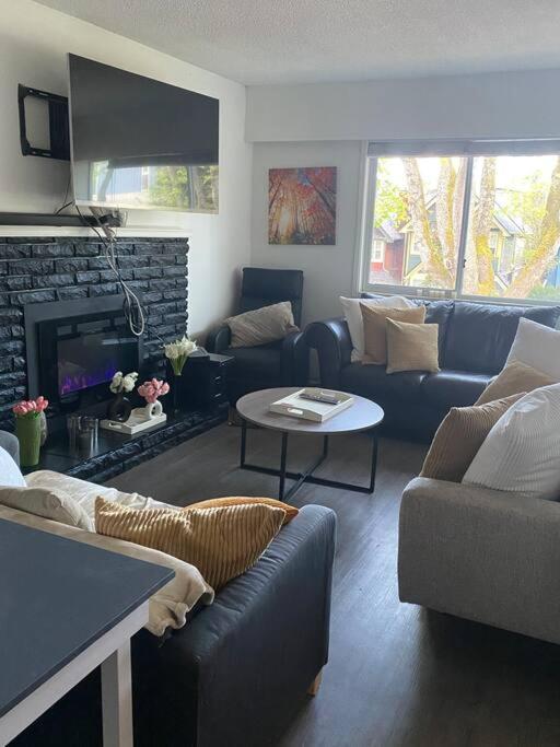 וונקובר 4 Bedroom Upper Level Kits Home מראה חיצוני תמונה
